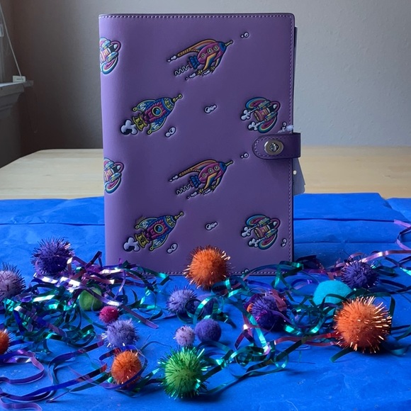 π COSMIC COACH NOTEBOOK WITH ROCKET PRINT π NWT π - Picture 7 of 16